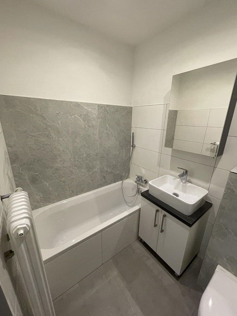 Pronájem bytu 1+1 28 m², Mürzzuschlag, Štýrsko Pronájem bytu 1+1 28 m², Mürzzuschlag, Štýrsko