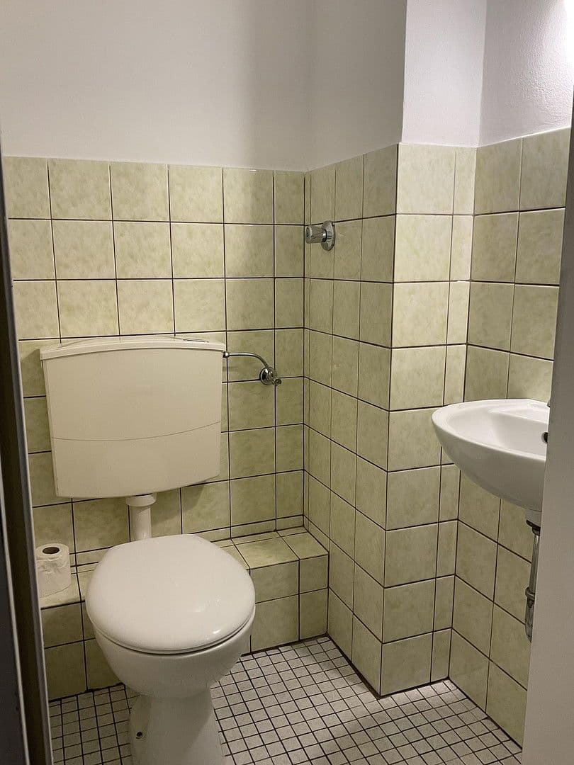 Pronájem bytu 3+kk 80 m², Bochumer Str. 72 a, Hattingen, Severní Porýní-Vestfálsko Pronájem bytu 3+kk 80 m², Bochumer Str. 72 a, Hattingen, Severní Porýní-Vestfálsko
