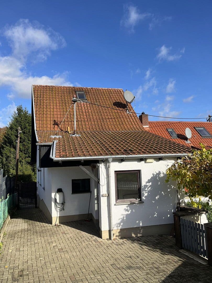 Prodej domu 307 m², pozemek 500 m², Auf der Adt 10, Saarbrücken, Země Sársko Prodej domu 307 m², pozemek 500 m², Auf der Adt 10, Saarbrücken, Země Sársko