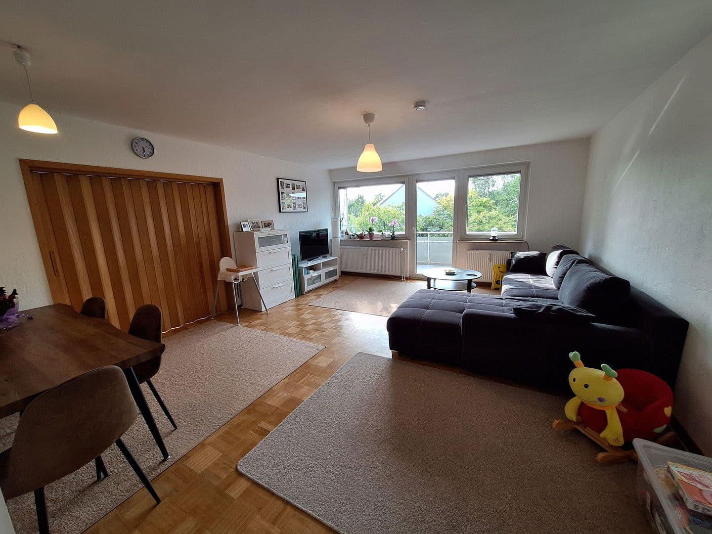 Pronájem bytu 4+1 106 m², Heinrich-Heine-Ring 2, Hannover, Dolní Sasko Pronájem bytu 4+1 106 m², Heinrich-Heine-Ring 2, Hannover, Dolní Sasko