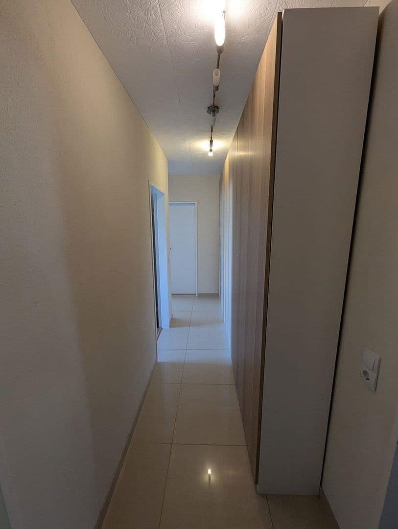 Prodej bytu 4+1 109 m², Neuss, Severní Porýní-Vestfálsko Prodej bytu 4+1 109 m², Neuss, Severní Porýní-Vestfálsko