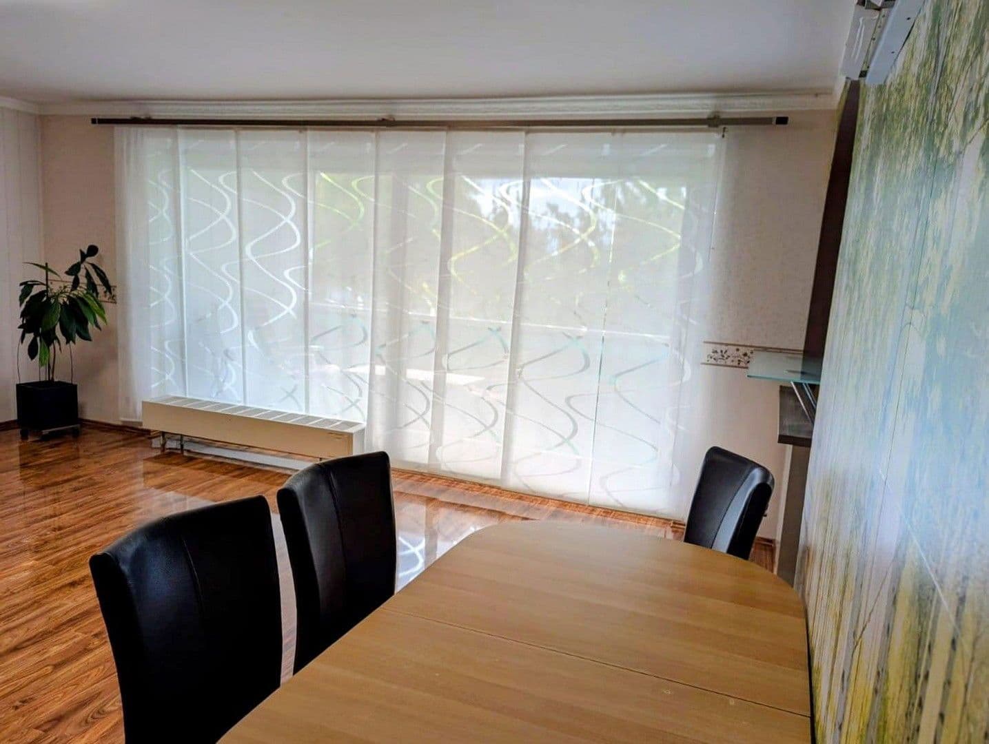 Prodej bytu 4+1 109 m², Neuss, Severní Porýní-Vestfálsko Prodej bytu 4+1 109 m², Neuss, Severní Porýní-Vestfálsko