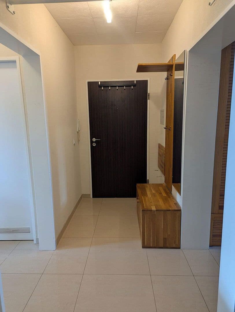 Prodej bytu 4+1 109 m², Neuss, Severní Porýní-Vestfálsko Prodej bytu 4+1 109 m², Neuss, Severní Porýní-Vestfálsko