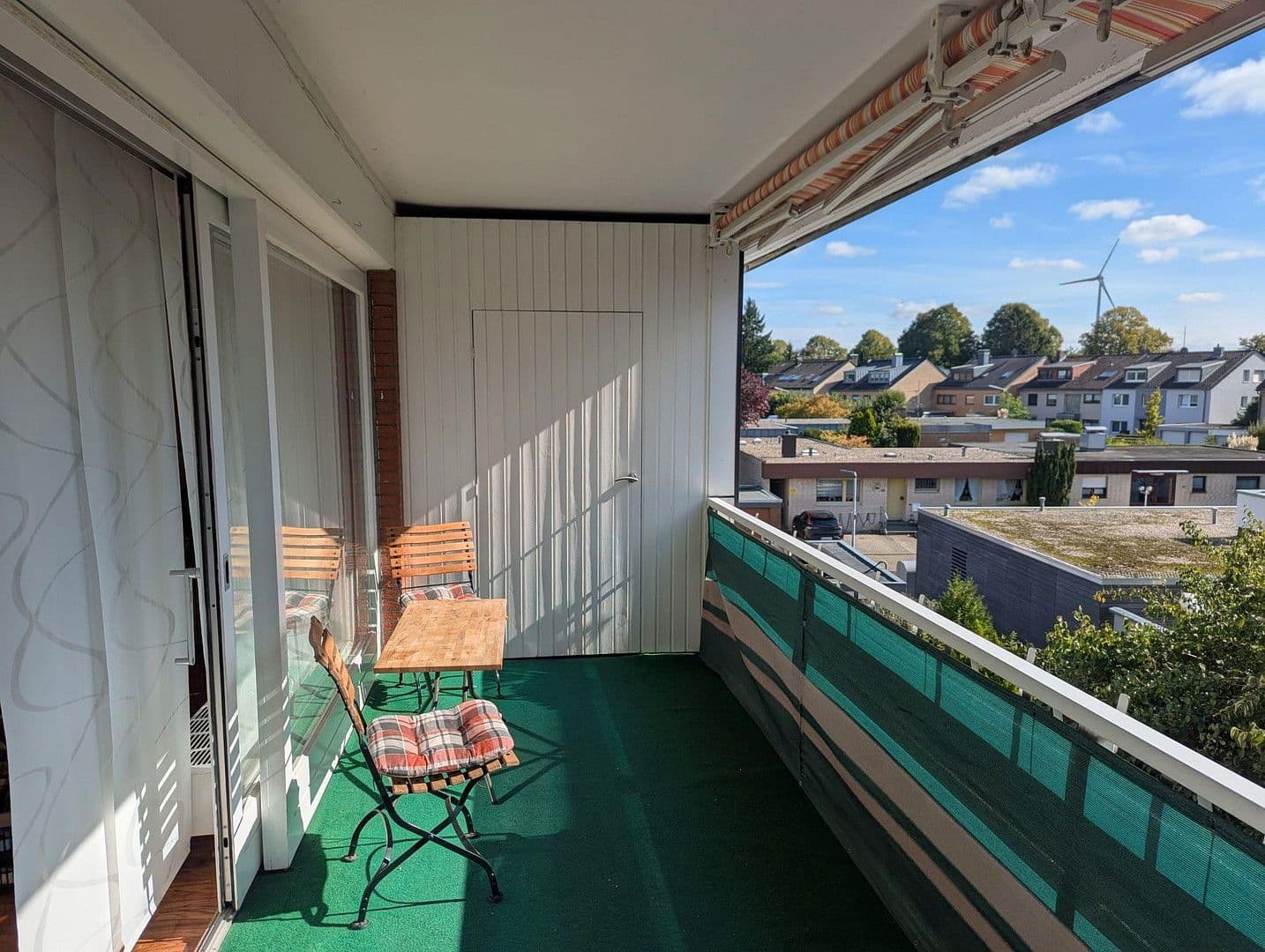 Prodej bytu 4+1 109 m², Neuss, Severní Porýní-Vestfálsko Prodej bytu 4+1 109 m², Neuss, Severní Porýní-Vestfálsko