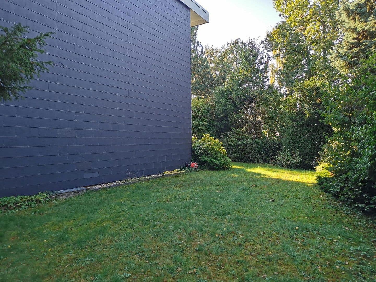 Prodej bytu 4+1 109 m², Neuss, Severní Porýní-Vestfálsko Prodej bytu 4+1 109 m², Neuss, Severní Porýní-Vestfálsko