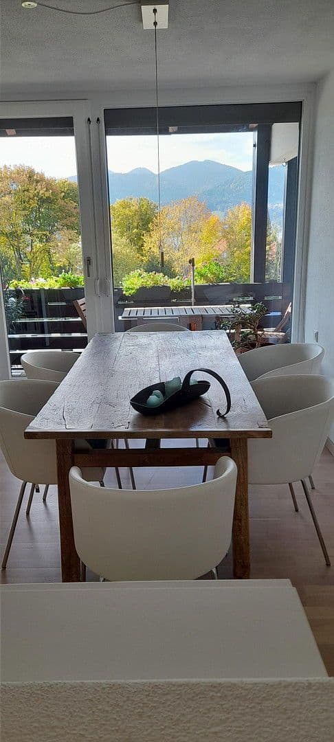 Pronájem bytu 3+1 75 m², Tegernsee, Bavorsko Pronájem bytu 3+1 75 m², Tegernsee, Bavorsko