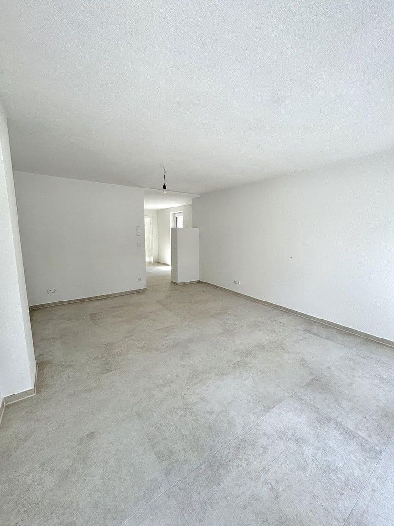 Pronájem bytu 2+kk 58 m², Wasenstraße 31, Stuttgat, Bádensko-Württembersko Pronájem bytu 2+kk 58 m², Wasenstraße 31, Stuttgat, Bádensko-Württembersko