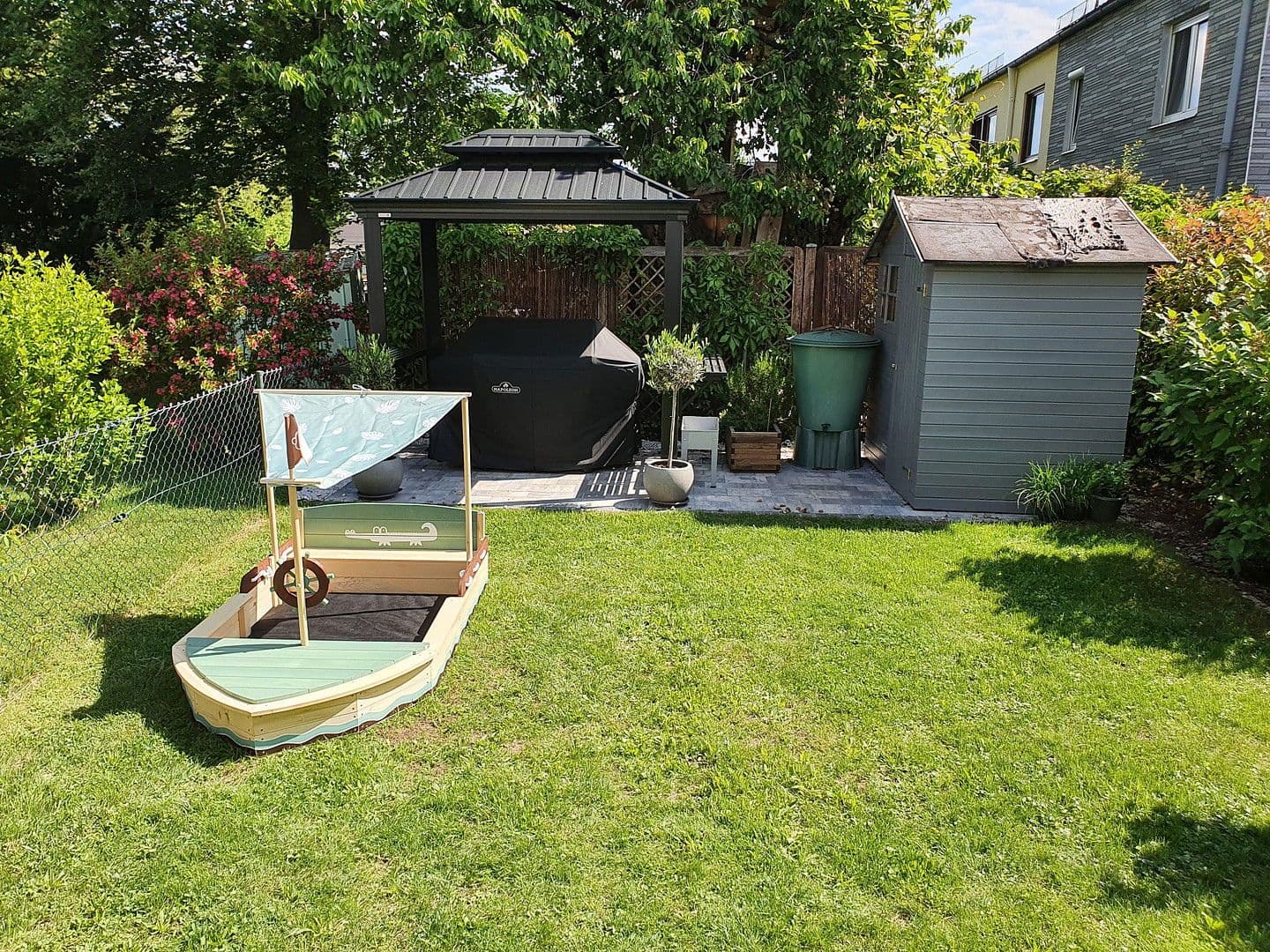 Prodej domu 150 m², pozemek 203 m², München, Bavorsko Prodej domu 150 m², pozemek 203 m², München, Bavorsko