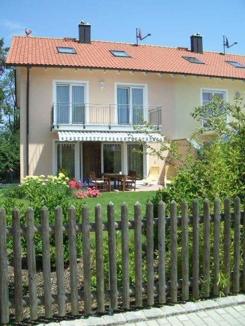 Pronájem domu 210 m², pozemek 465 m², Ulmenstrasse 0, Gauting, Bavorsko Pronájem domu 210 m², pozemek 465 m², Ulmenstrasse 0, Gauting, Bavorsko