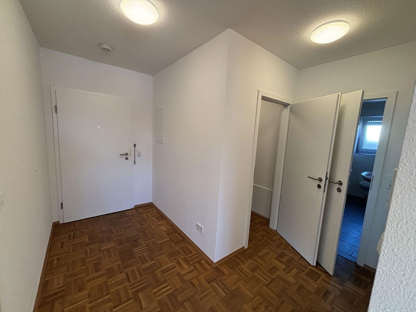 Pronájem bytu 3+kk 93 m², Oststraße 16, Bad Rappenau, Bádensko-Württembersko Pronájem bytu 3+kk 93 m², Oststraße 16, Bad Rappenau, Bádensko-Württembersko