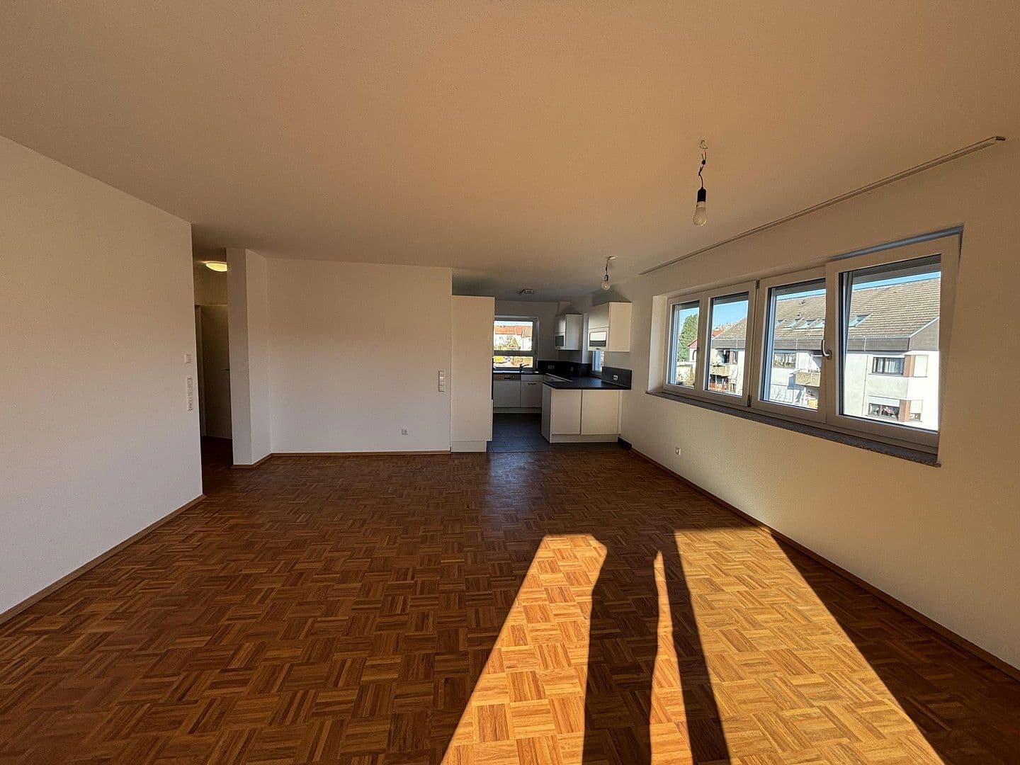 Pronájem bytu 3+kk 93 m², Oststraße 16, Bad Rappenau, Bádensko-Württembersko Pronájem bytu 3+kk 93 m², Oststraße 16, Bad Rappenau, Bádensko-Württembersko