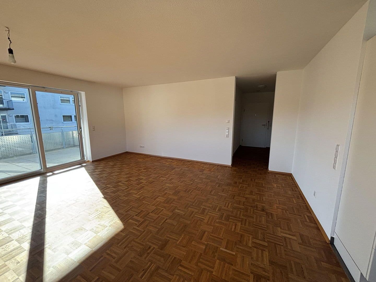 Pronájem bytu 3+kk 93 m², Oststraße 16, Bad Rappenau, Bádensko-Württembersko Pronájem bytu 3+kk 93 m², Oststraße 16, Bad Rappenau, Bádensko-Württembersko
