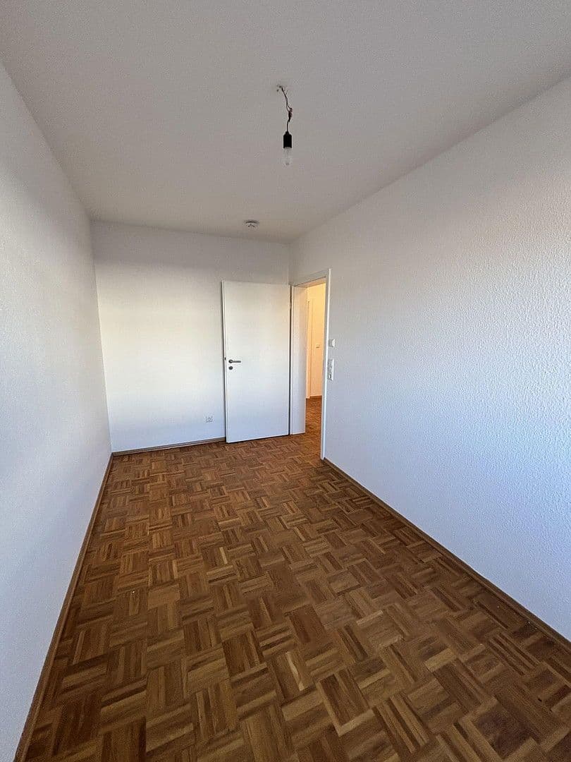 Pronájem bytu 3+kk 93 m², Oststraße 16, Bad Rappenau, Bádensko-Württembersko Pronájem bytu 3+kk 93 m², Oststraße 16, Bad Rappenau, Bádensko-Württembersko