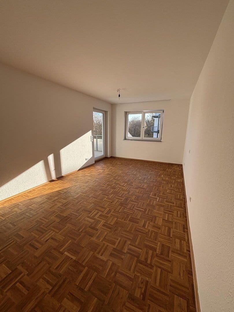 Pronájem bytu 3+kk 93 m², Oststraße 16, Bad Rappenau, Bádensko-Württembersko Pronájem bytu 3+kk 93 m², Oststraße 16, Bad Rappenau, Bádensko-Württembersko