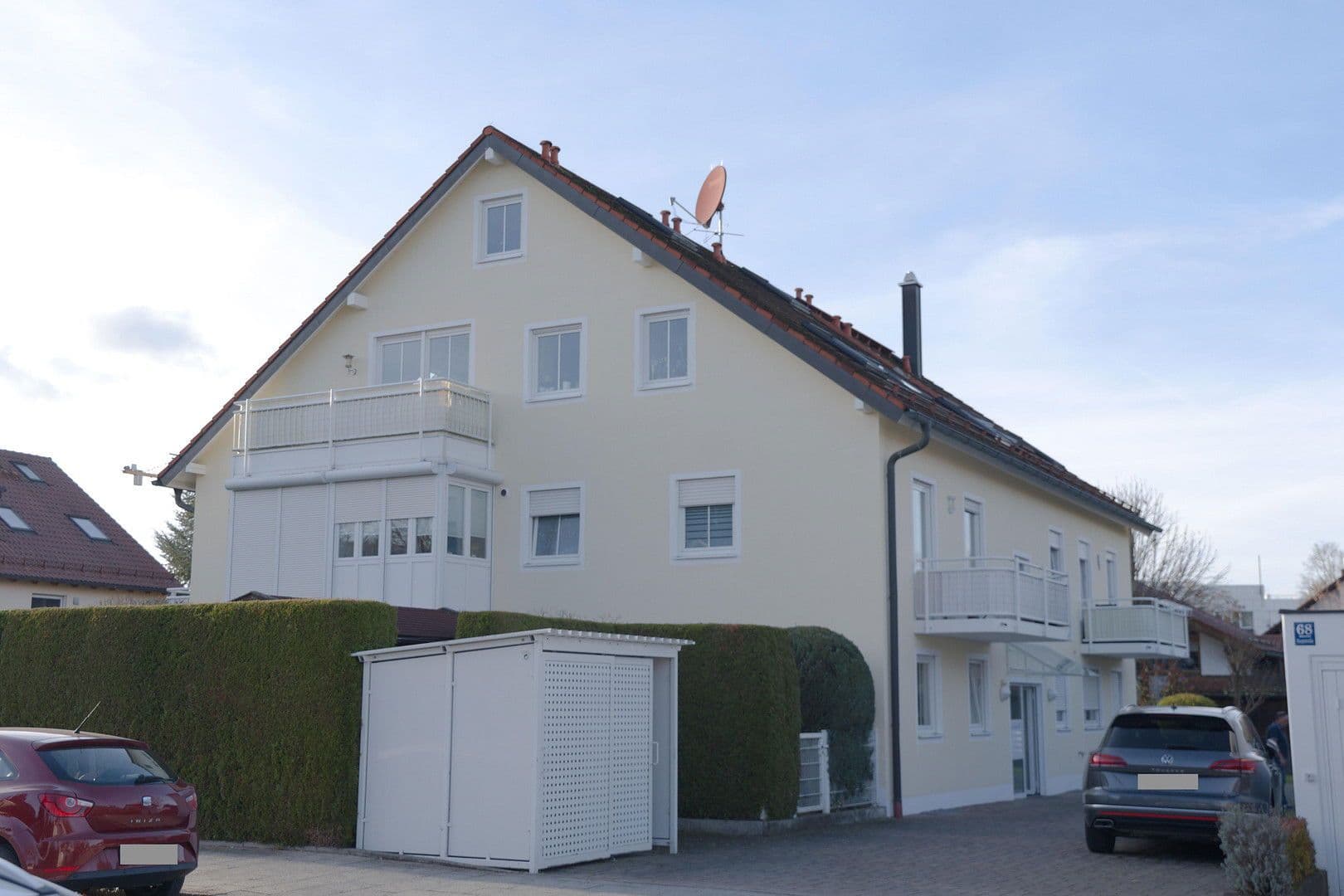 Prodej bytu 3+1 97 m², Hauptstraße 68, Unterschleißheim, Bavorsko Prodej bytu 3+1 97 m², Hauptstraße 68, Unterschleißheim, Bavorsko