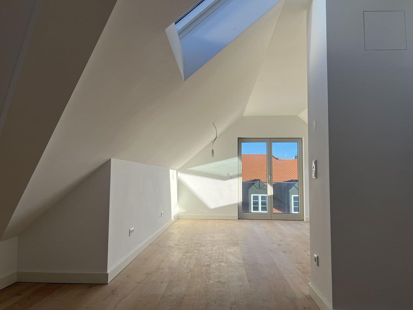 Prodej bytu 3+1 100 m², München, Bavorsko Prodej bytu 3+1 100 m², München, Bavorsko