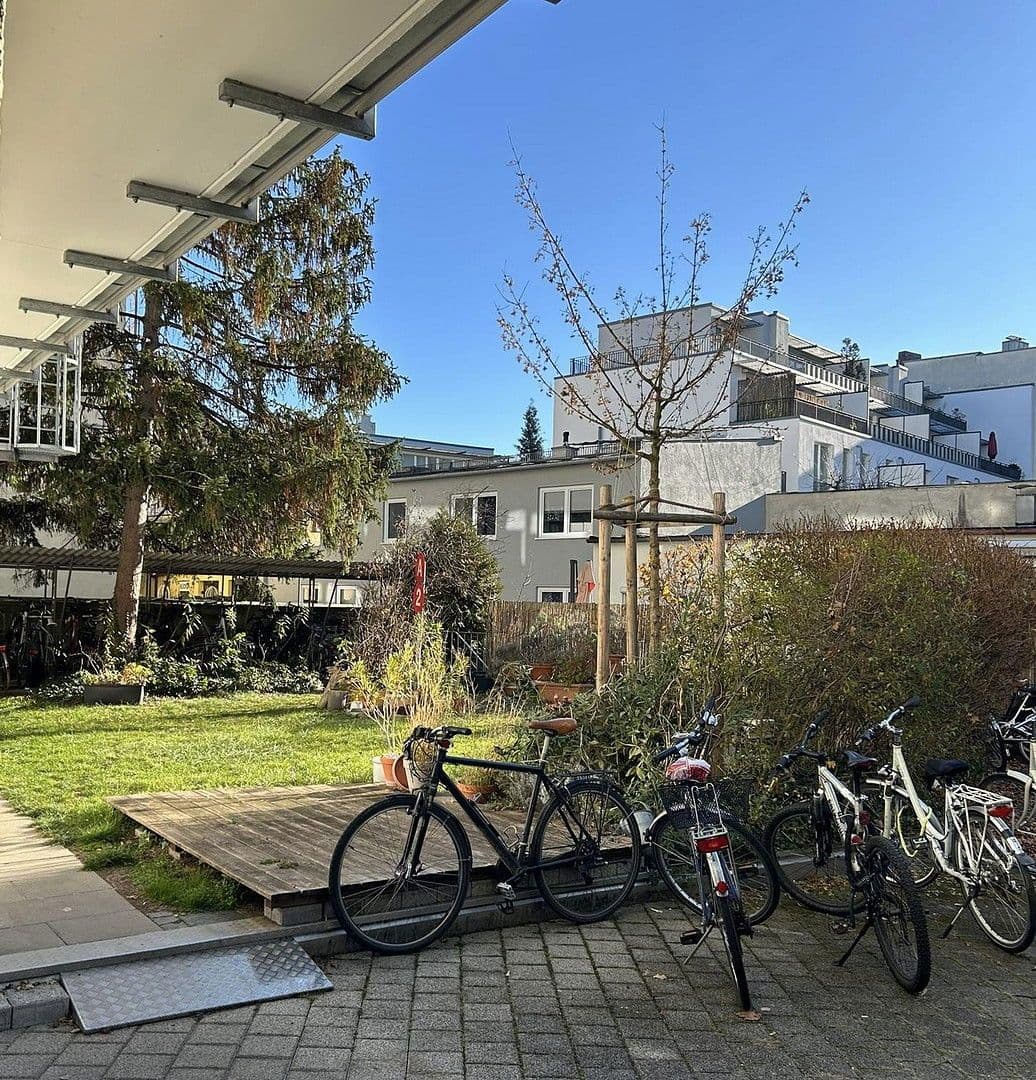 Prodej bytu 1+kk 35 m², Schellingstrasse 139, München, Bavorsko Prodej bytu 1+kk 35 m², Schellingstrasse 139, München, Bavorsko