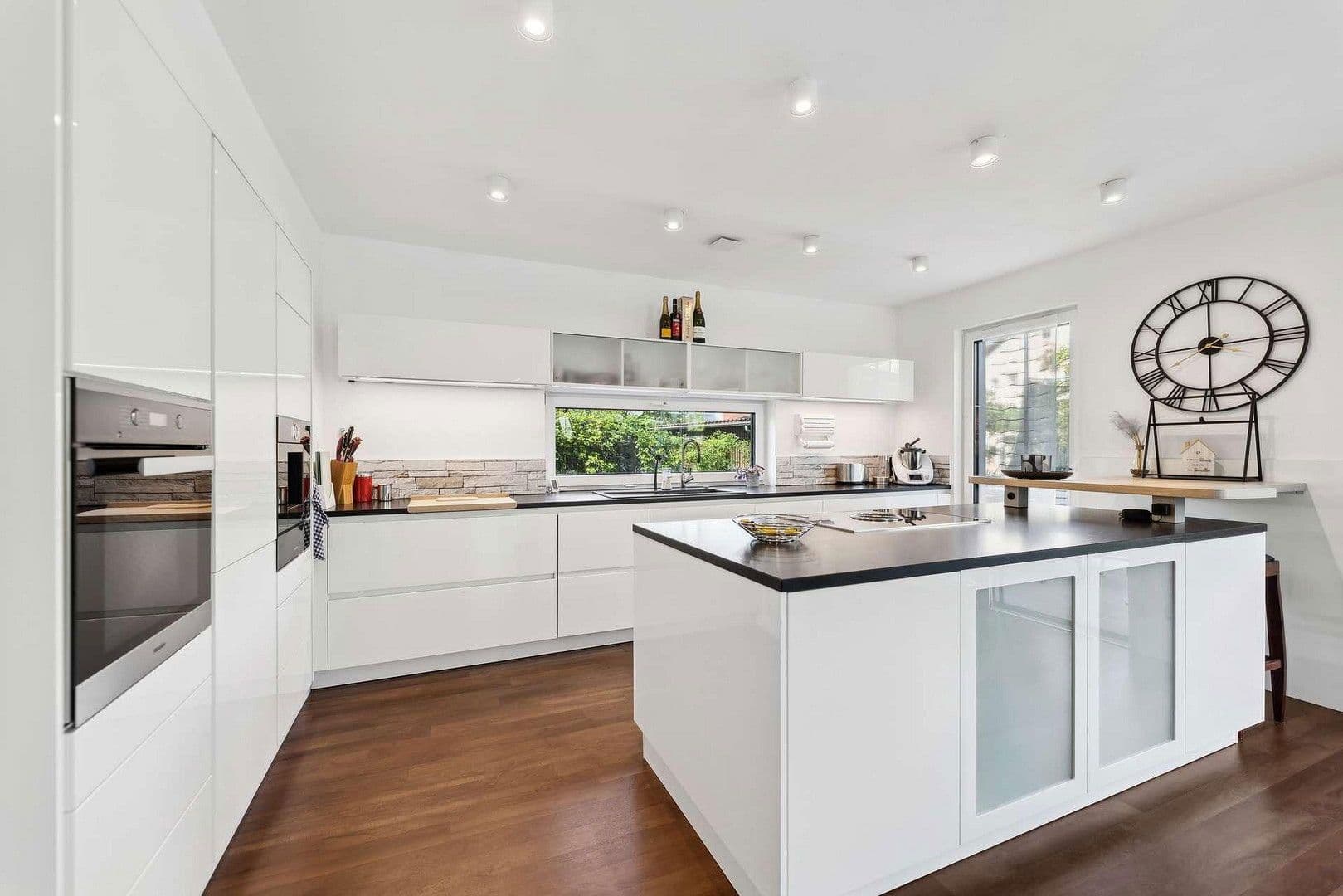 Prodej domu 247 m², pozemek 638 m², Vohburg an der Donau, Bavorsko Prodej domu 247 m², pozemek 638 m², Vohburg an der Donau, Bavorsko