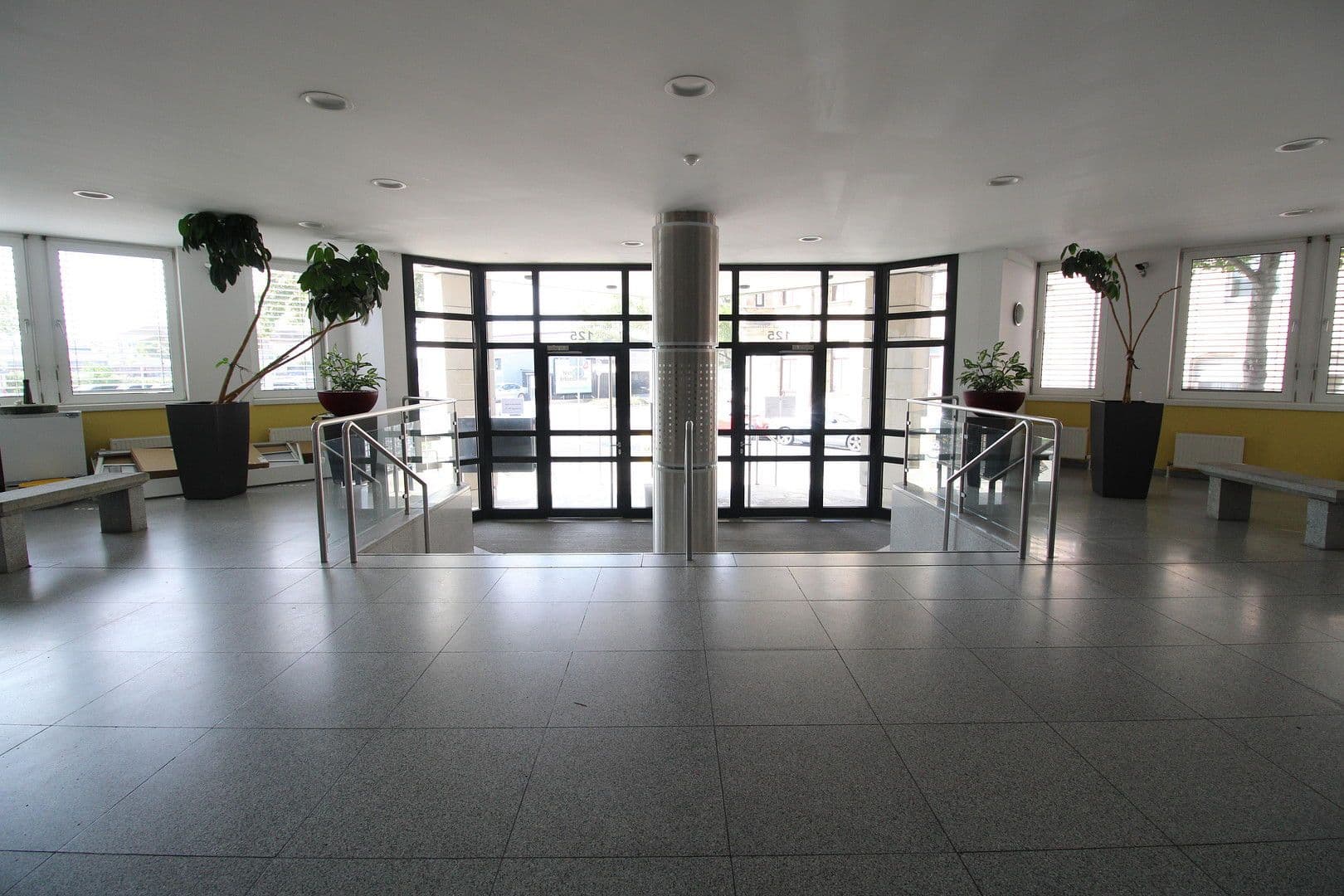 Pronájem bytu 1+1 27 m², Fürth, Bavorsko Pronájem bytu 1+1 27 m², Fürth, Bavorsko