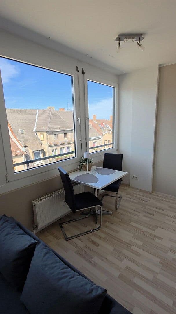 Pronájem bytu 1+1 27 m², Fürth, Bavorsko Pronájem bytu 1+1 27 m², Fürth, Bavorsko