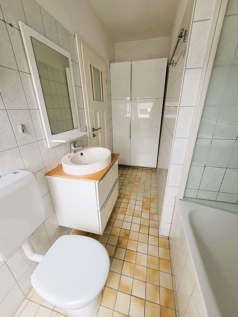 Prodej bytu 2+1 69 m², Holsteinische Straße 19, Berlin, Berlín Prodej bytu 2+1 69 m², Holsteinische Straße 19, Berlin, Berlín