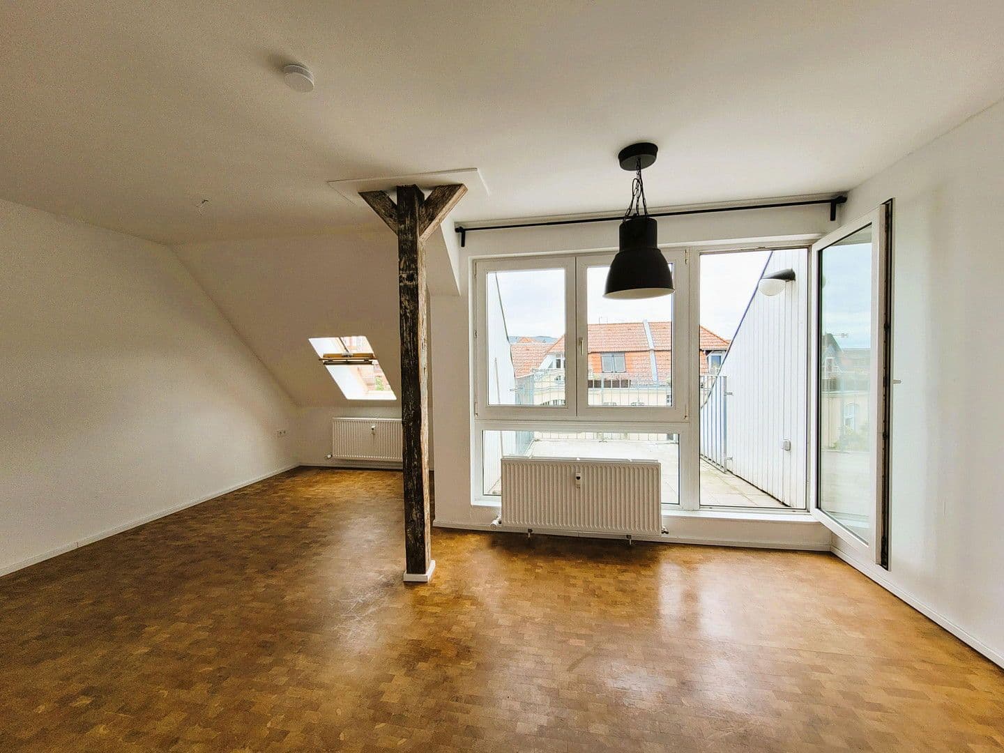 Prodej bytu 2+1 69 m², Holsteinische Straße 19, Berlin, Berlín Prodej bytu 2+1 69 m², Holsteinische Straße 19, Berlin, Berlín