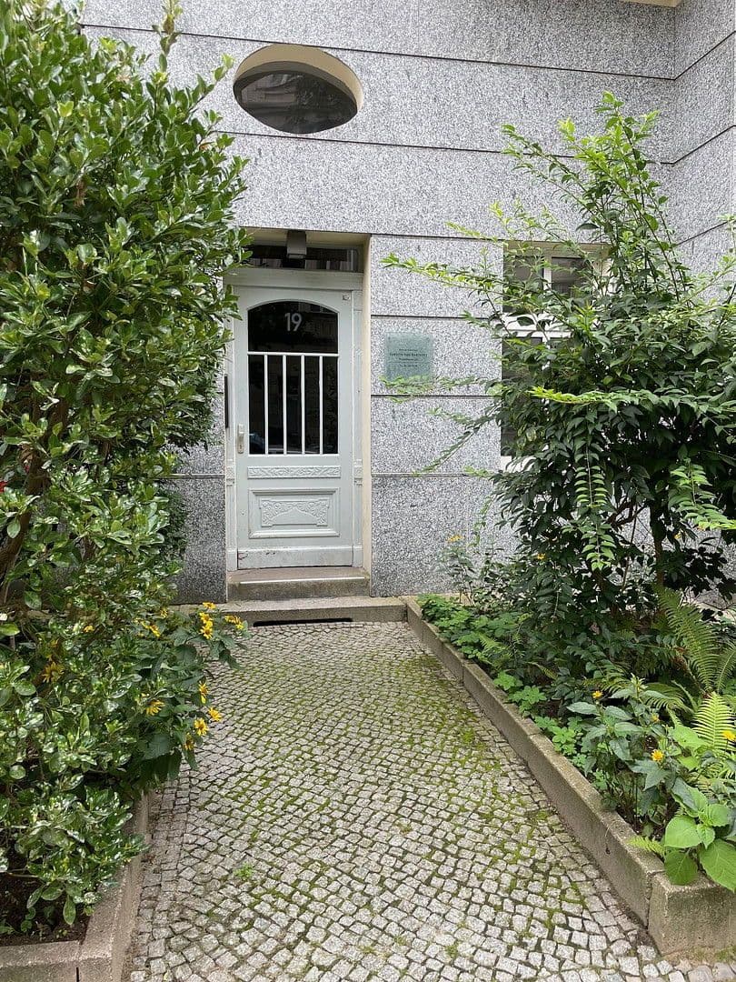 Prodej bytu 2+1 69 m², Holsteinische Straße 19, Berlin, Berlín Prodej bytu 2+1 69 m², Holsteinische Straße 19, Berlin, Berlín