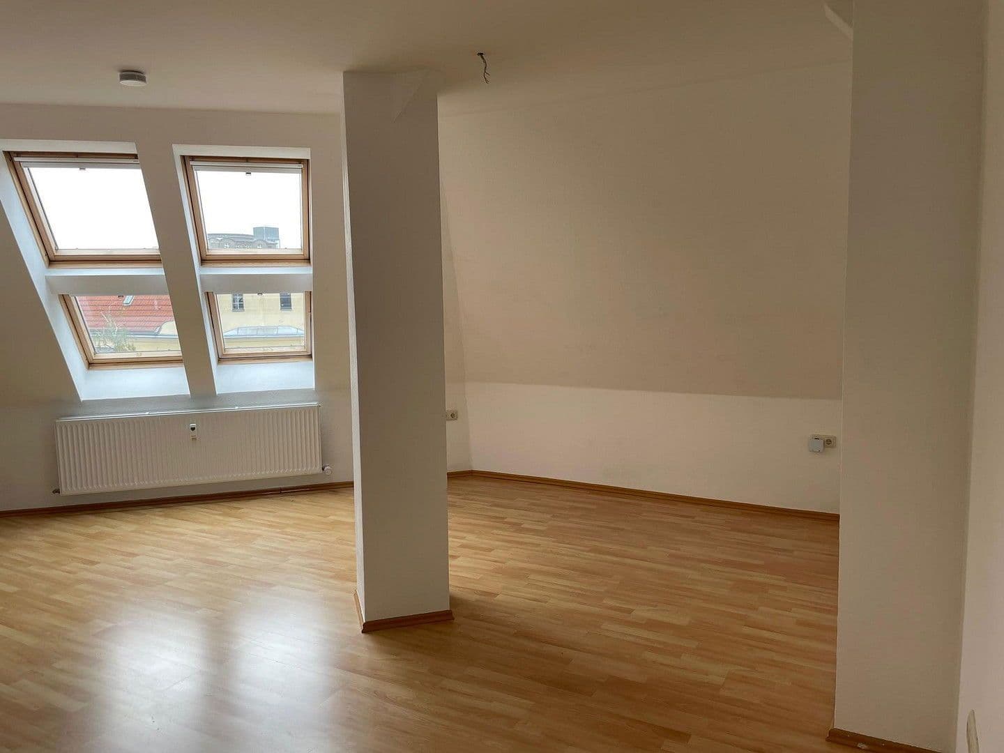 Prodej bytu 2+1 69 m², Holsteinische Straße 19, Berlin, Berlín Prodej bytu 2+1 69 m², Holsteinische Straße 19, Berlin, Berlín