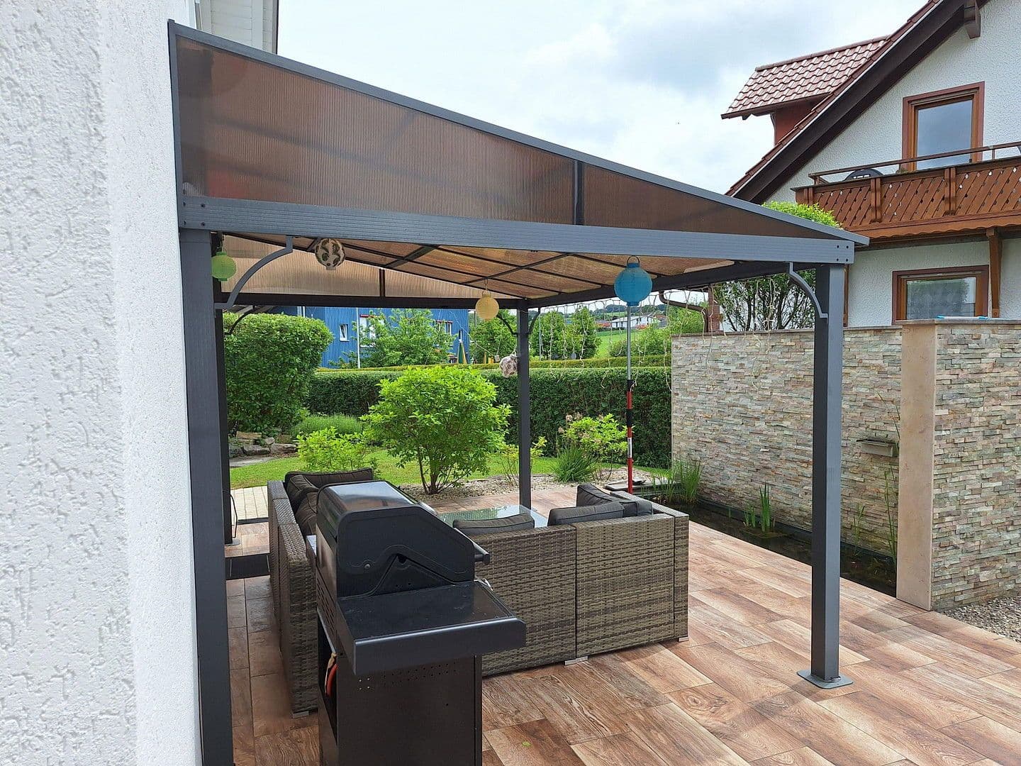 Prodej domu 175 m², pozemek 757 m², Krokusweg 1, Münsingen, Bádensko-Württembersko Prodej domu 175 m², pozemek 757 m², Krokusweg 1, Münsingen, Bádensko-Württembersko