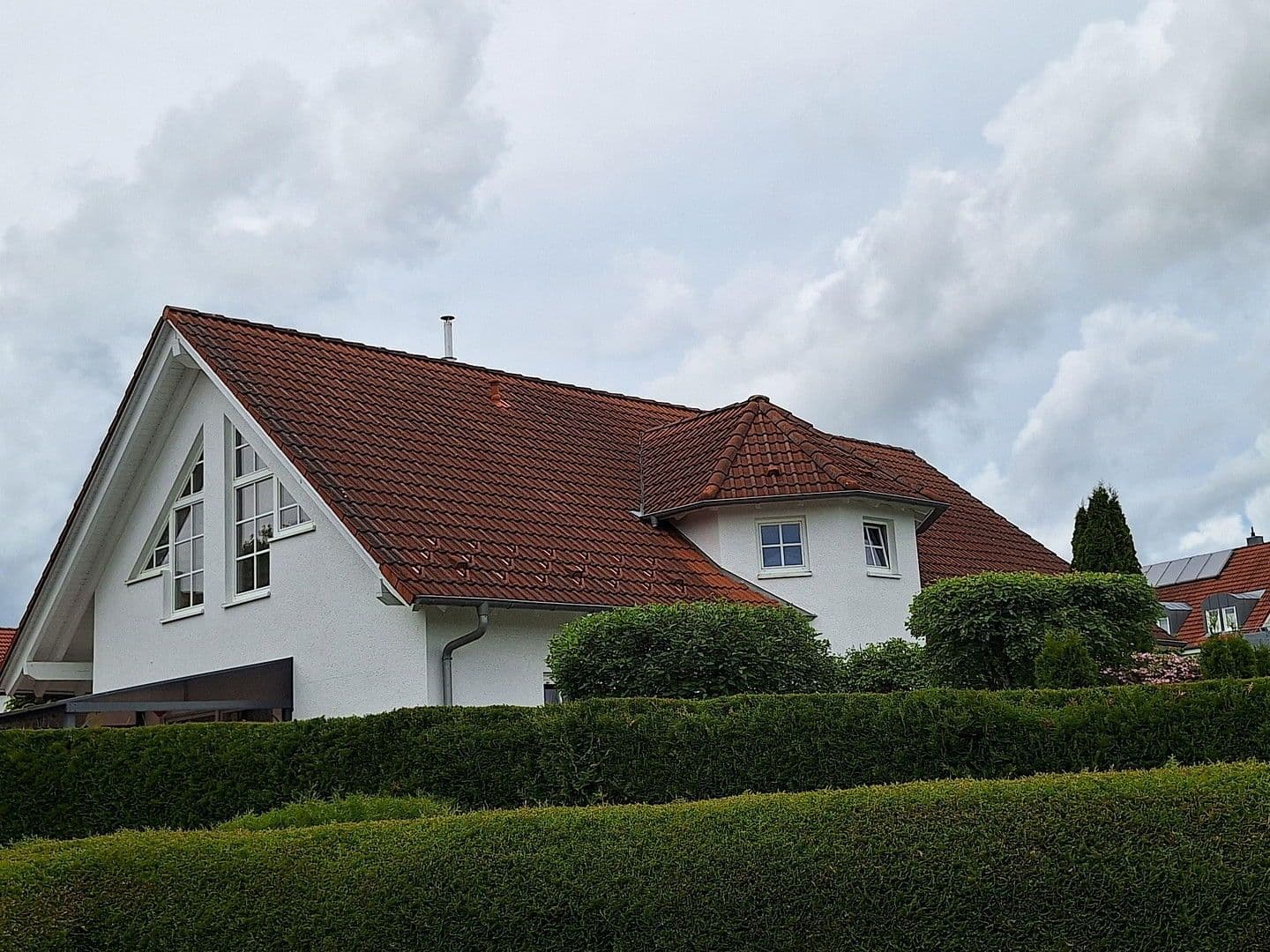 Prodej domu 175 m², pozemek 757 m², Krokusweg 1, Münsingen, Bádensko-Württembersko Prodej domu 175 m², pozemek 757 m², Krokusweg 1, Münsingen, Bádensko-Württembersko