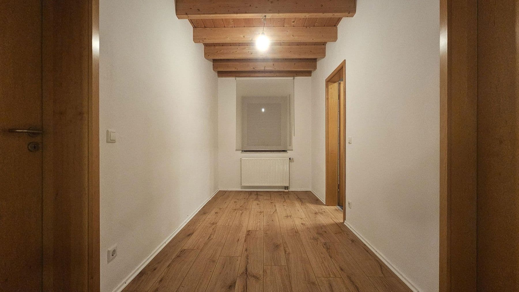 Prodej domu 170 m², pozemek 327 m², Weissach, Bádensko-Württembersko Prodej domu 170 m², pozemek 327 m², Weissach, Bádensko-Württembersko