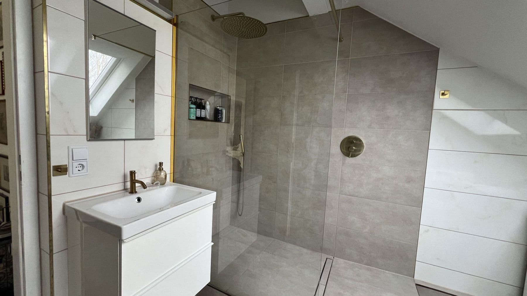 Prodej bytu 4+1 85 m², Pliezhausen, Bádensko-Württembersko Prodej bytu 4+1 85 m², Pliezhausen, Bádensko-Württembersko