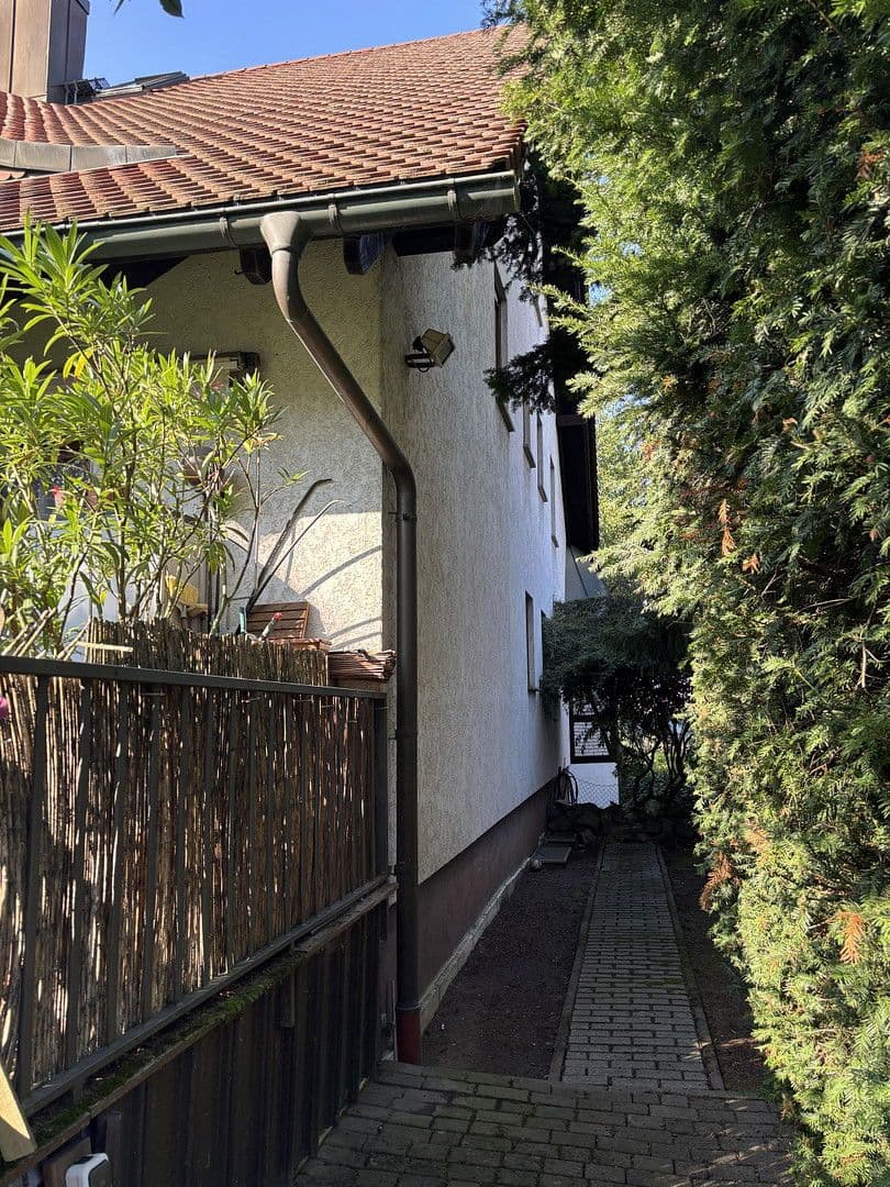 Prodej bytu 3+kk 129 m², Am Weinfaß 60, Rüsselsheim am Main, Hessen Prodej bytu 3+kk 129 m², Am Weinfaß 60, Rüsselsheim am Main, Hessen