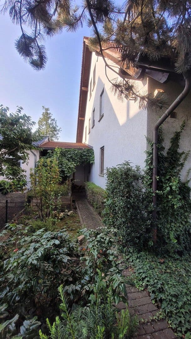 Prodej bytu 3+kk 129 m², Am Weinfaß 60, Rüsselsheim am Main, Hessen Prodej bytu 3+kk 129 m², Am Weinfaß 60, Rüsselsheim am Main, Hessen