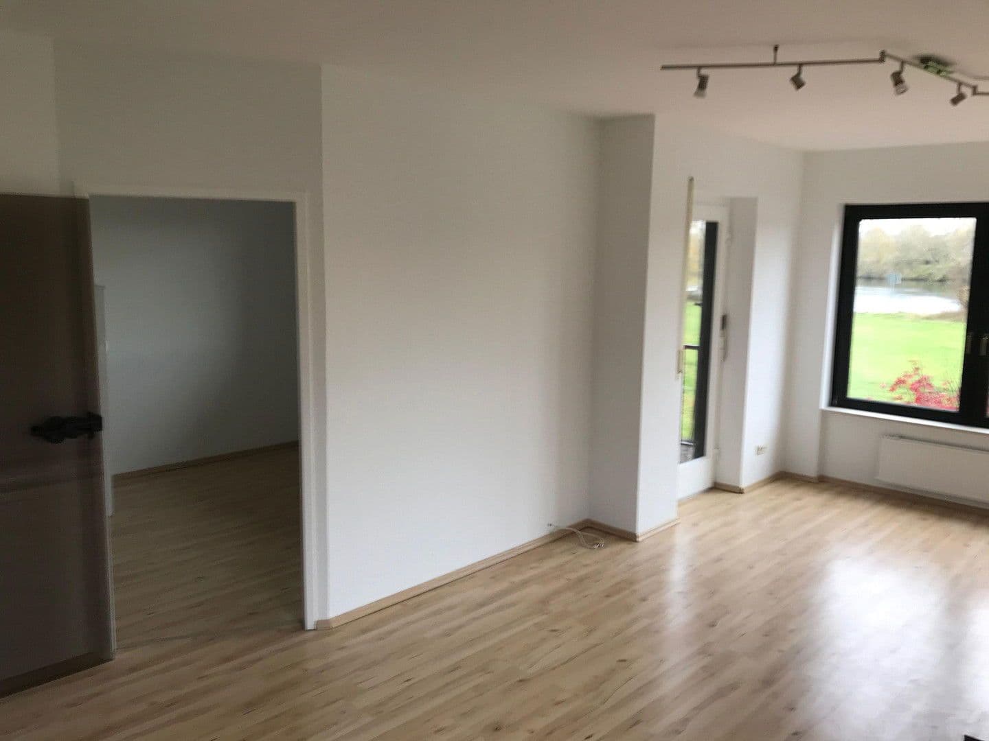 Pronájem bytu 2+1 59 m², Großkrotzenburg, Hessen Pronájem bytu 2+1 59 m², Großkrotzenburg, Hessen
