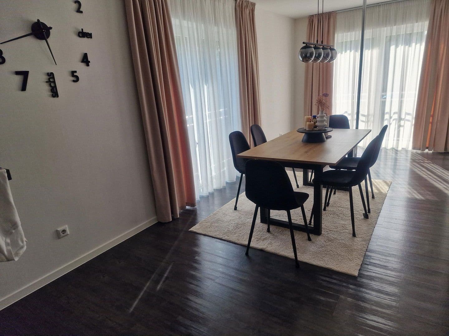 Prodej domu 233 m², pozemek 369 m², Andernach, Porýní-Falc Prodej domu 233 m², pozemek 369 m², Andernach, Porýní-Falc