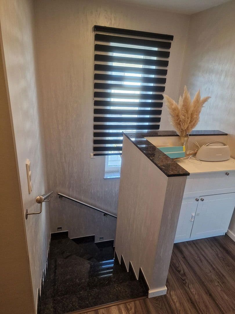 Prodej domu 233 m², pozemek 369 m², Andernach, Porýní-Falc Prodej domu 233 m², pozemek 369 m², Andernach, Porýní-Falc