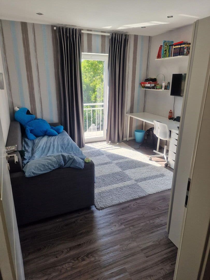 Prodej domu 233 m², pozemek 369 m², Andernach, Porýní-Falc Prodej domu 233 m², pozemek 369 m², Andernach, Porýní-Falc