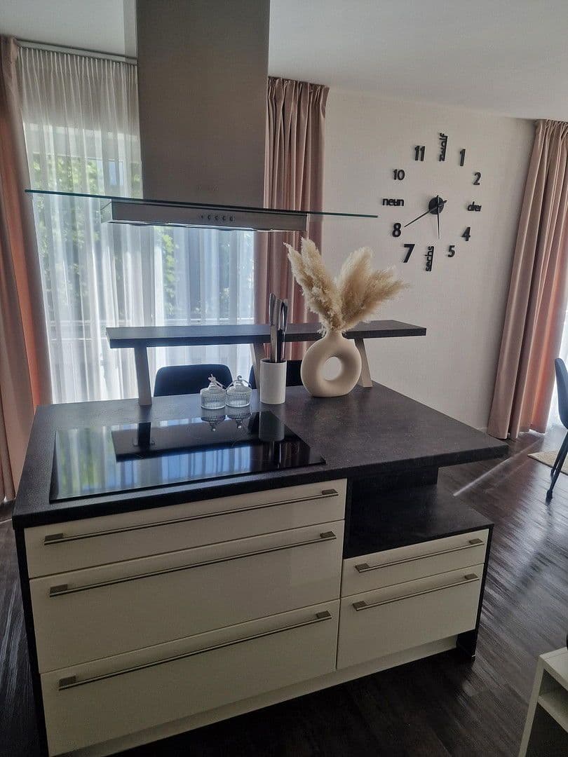 Prodej domu 233 m², pozemek 369 m², Andernach, Porýní-Falc Prodej domu 233 m², pozemek 369 m², Andernach, Porýní-Falc