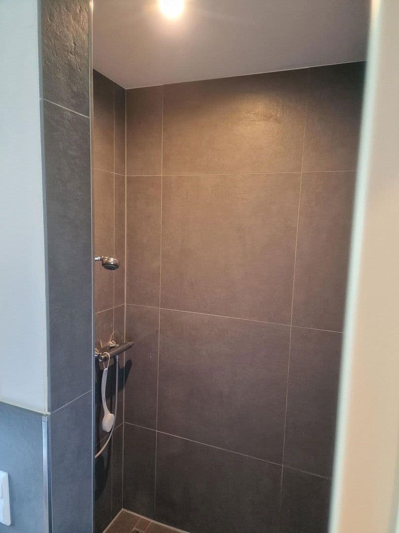 Prodej domu 233 m², pozemek 369 m², Andernach, Porýní-Falc Prodej domu 233 m², pozemek 369 m², Andernach, Porýní-Falc