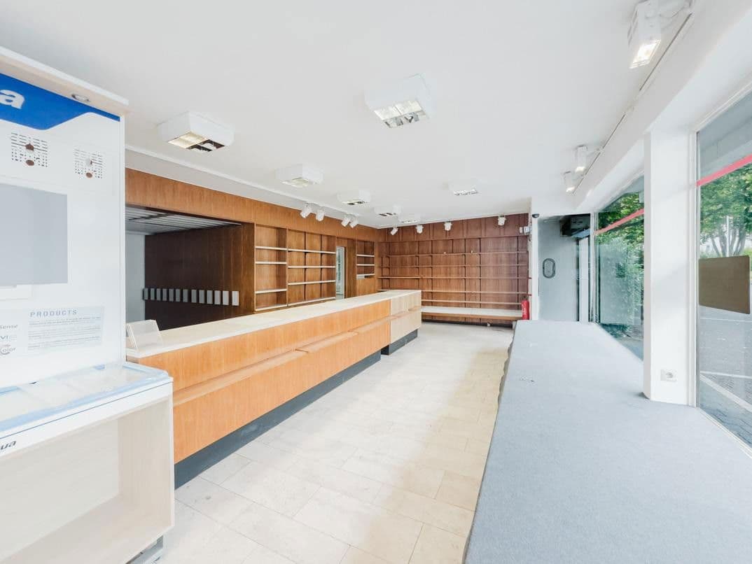 Pronájem nebytového prostoru 202 m², Röntgenstr. 6, Bonn, Severní Porýní-Vestfálsko Pronájem nebytového prostoru 202 m², Röntgenstr. 6, Bonn, Severní Porýní-Vestfálsko