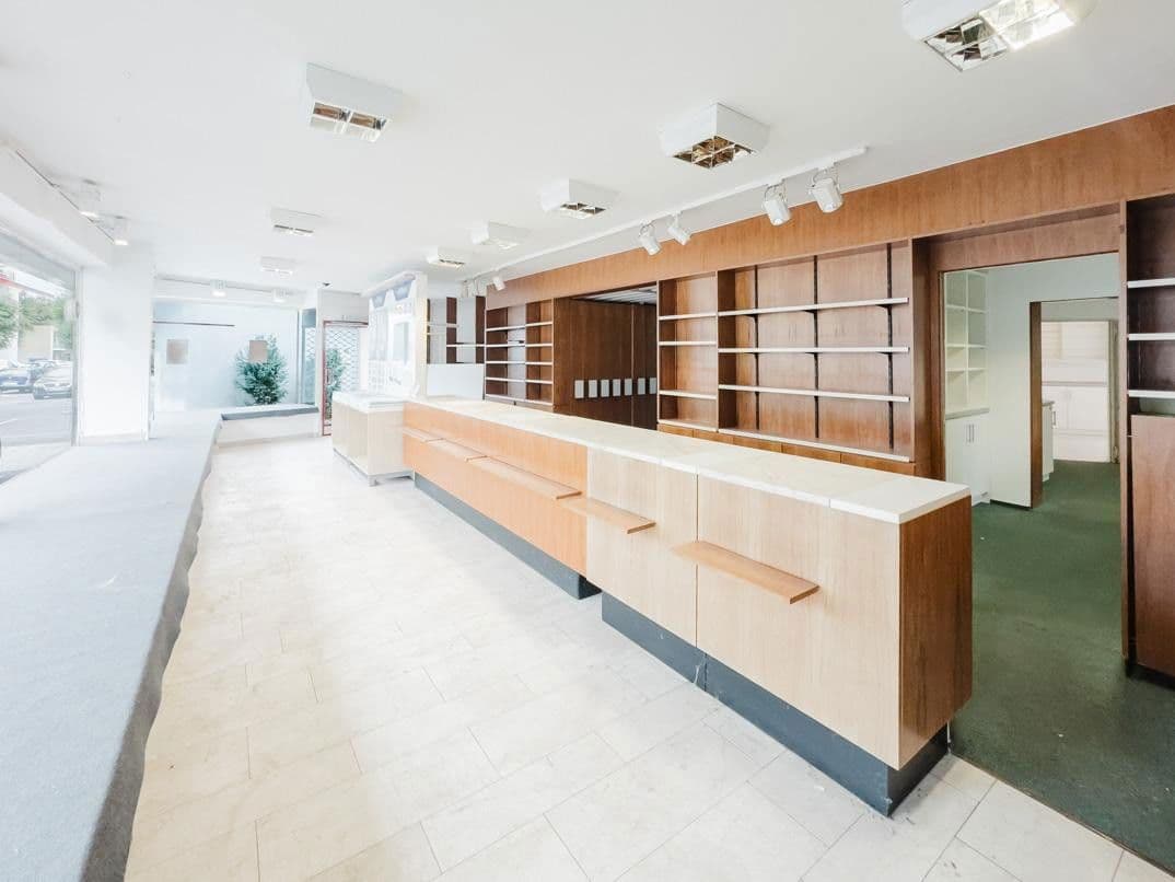 Pronájem nebytového prostoru 202 m², Röntgenstr. 6, Bonn, Severní Porýní-Vestfálsko Pronájem nebytového prostoru 202 m², Röntgenstr. 6, Bonn, Severní Porýní-Vestfálsko