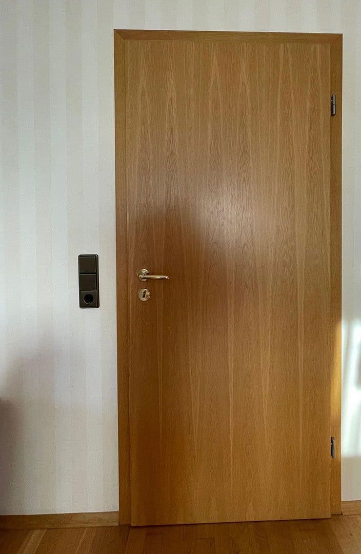 Prodej domu 175 m², pozemek 863 m², Erfurter Str. 4, Bad Emstal, Hessen Prodej domu 175 m², pozemek 863 m², Erfurter Str. 4, Bad Emstal, Hessen