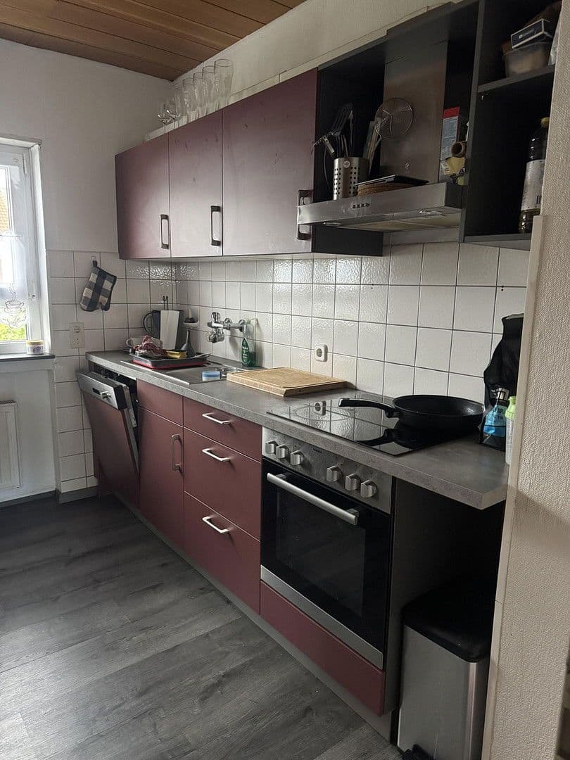 Pronájem bytu 4+1 98 m², Bad Rappenau, Bádensko-Württembersko Pronájem bytu 4+1 98 m², Bad Rappenau, Bádensko-Württembersko