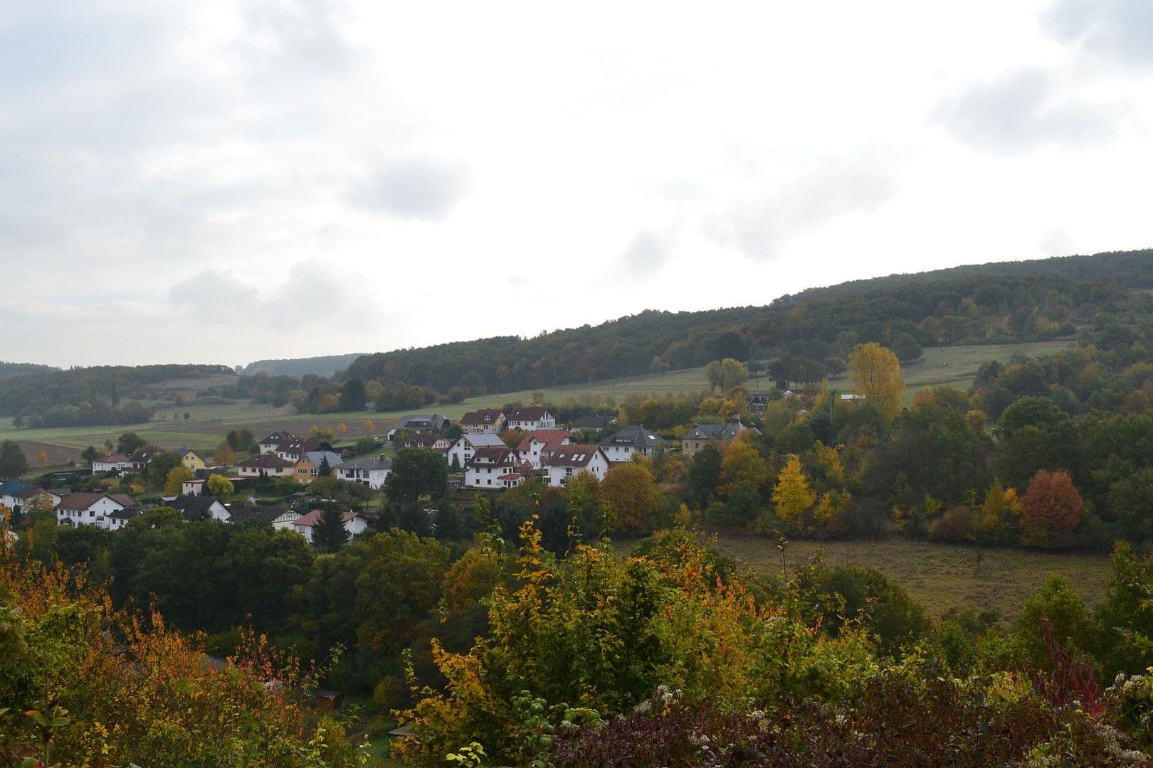 Prodej domu 233 m², pozemek 996 m², Schloßböckelheim, Porýní-Falc Prodej domu 233 m², pozemek 996 m², Schloßböckelheim, Porýní-Falc