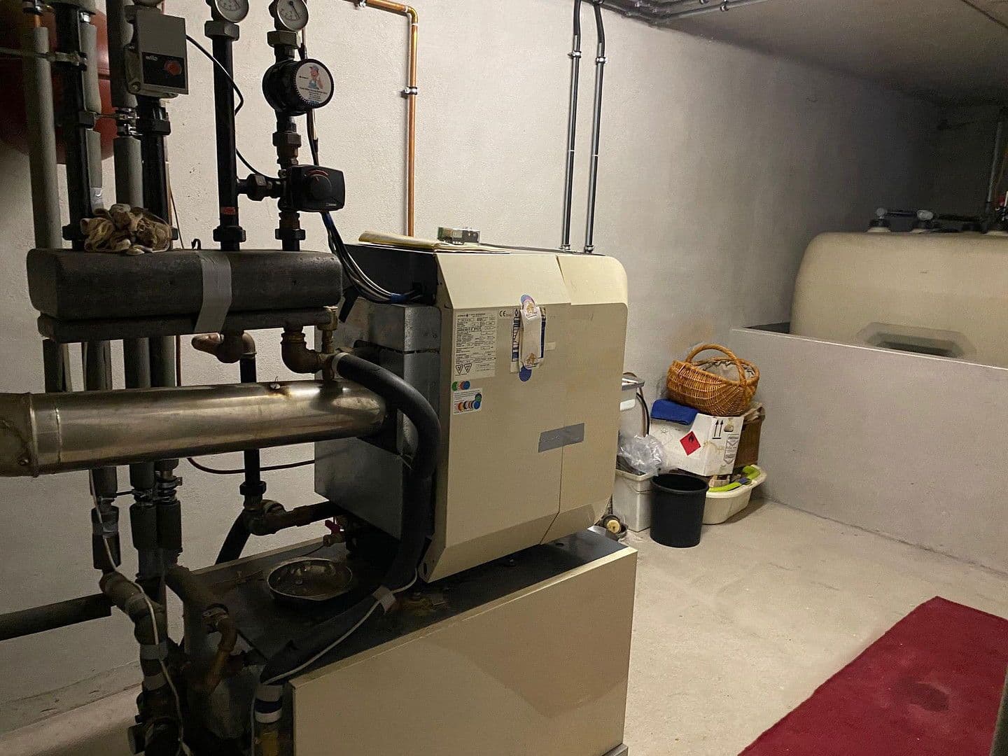 Prodej domu 233 m², pozemek 996 m², Schloßböckelheim, Porýní-Falc Prodej domu 233 m², pozemek 996 m², Schloßböckelheim, Porýní-Falc