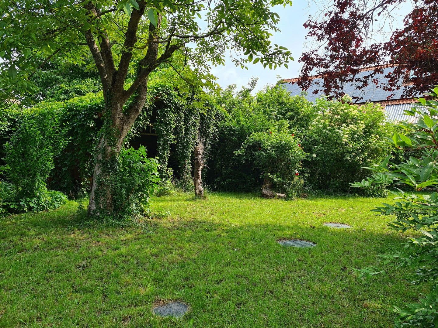 Prodej domu 540 m², pozemek 1.706 m², Lemgow, Dolní Sasko Prodej domu 540 m², pozemek 1.706 m², Lemgow, Dolní Sasko