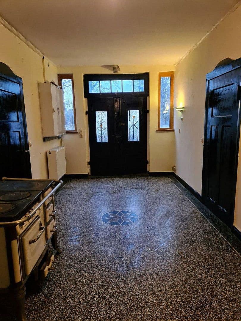 Prodej domu 540 m², pozemek 1.706 m², Lemgow, Dolní Sasko Prodej domu 540 m², pozemek 1.706 m², Lemgow, Dolní Sasko