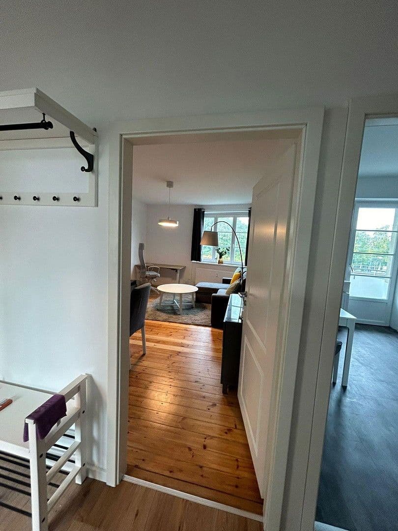 Pronájem bytu 2+1 63 m², Glienicker Weg 88, Berlin, Berlín Pronájem bytu 2+1 63 m², Glienicker Weg 88, Berlin, Berlín