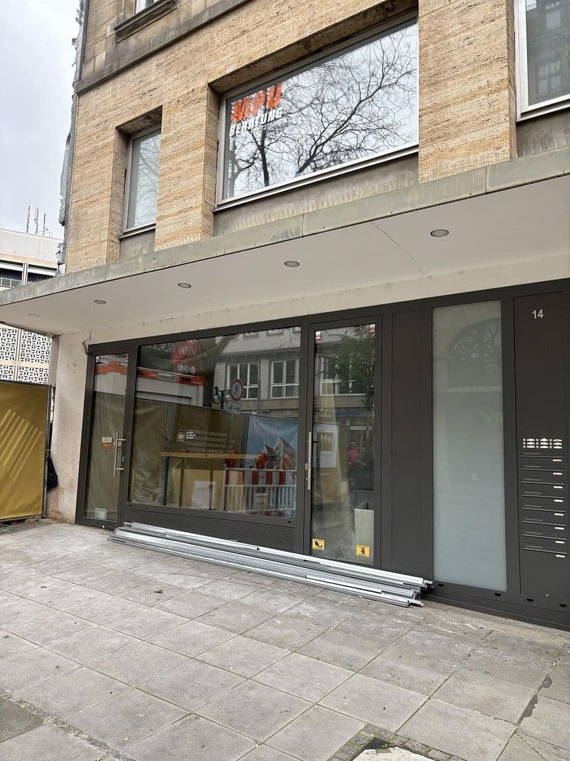 Pronájem kanceláře 75 m², Eberhardstr. 14, Stuttgart, Bádensko-Württembersko Pronájem kanceláře 75 m², Eberhardstr. 14, Stuttgart, Bádensko-Württembersko